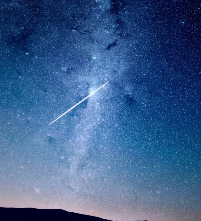 cheminée cosmo-tellurique entre ciel et terre